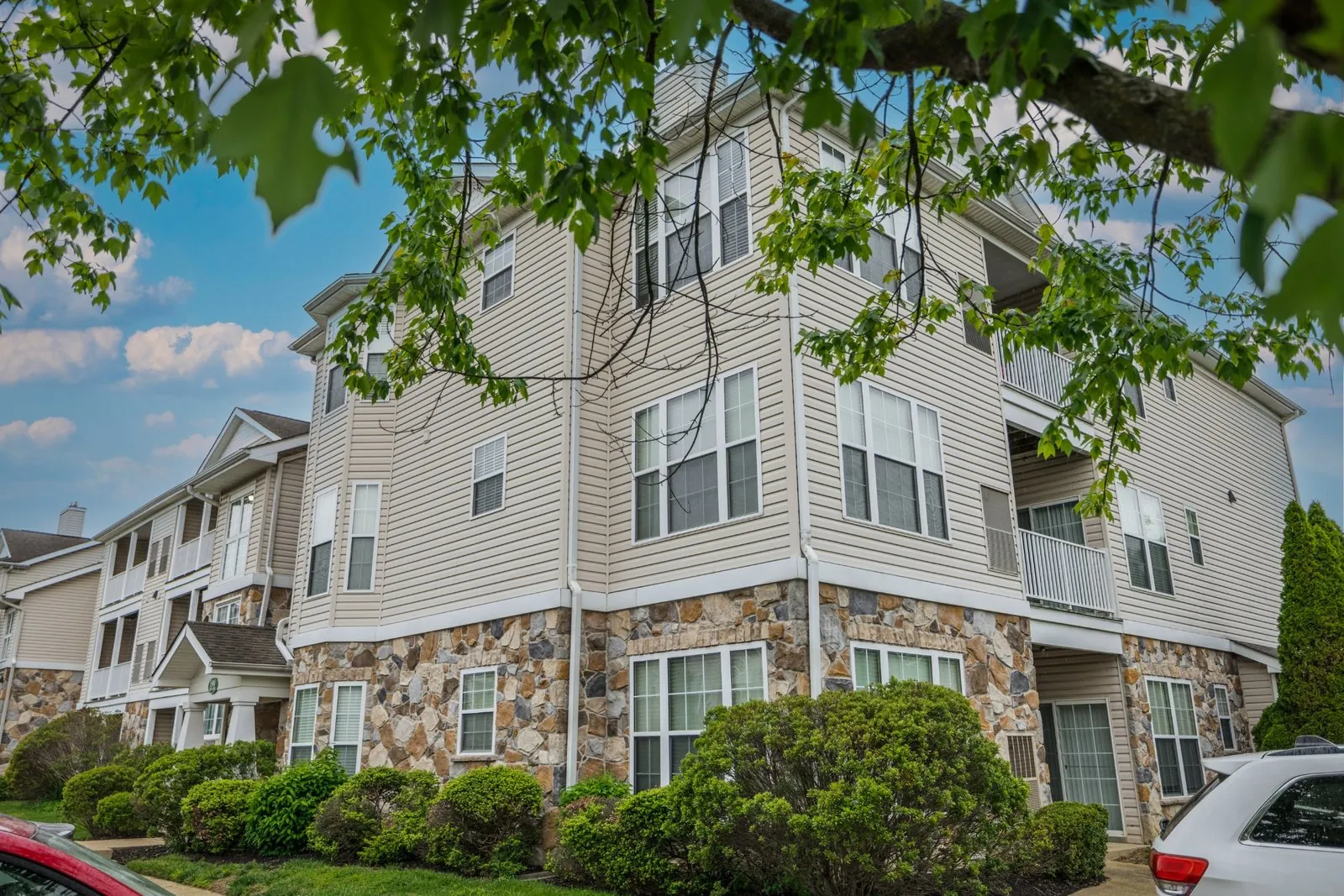 image2@3x St. Andrews Exterior