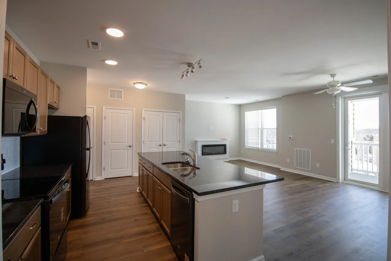 Kitchen & Living Room