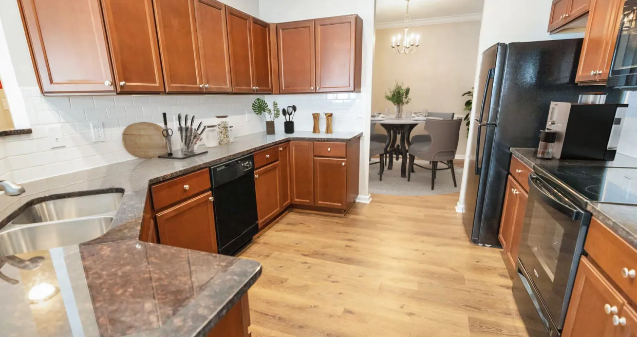 A luxurious kitchen in Dodson Court near Wilmington, DE A luxurious kitchen in Dodson Court near Wilmington, DE