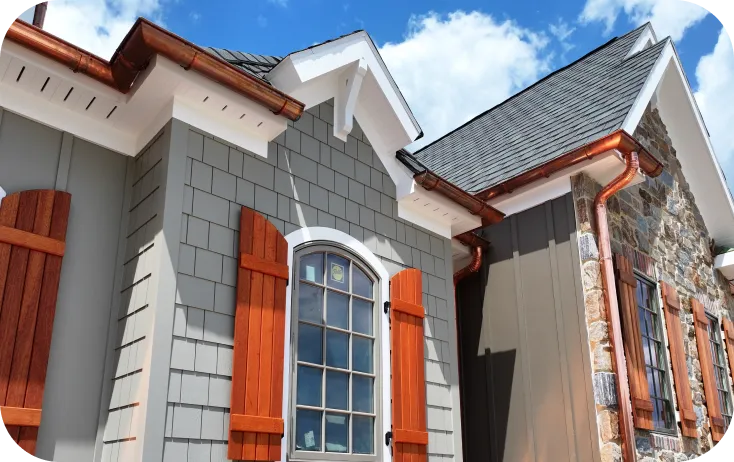 Secondary roofs<br />
and downspouts